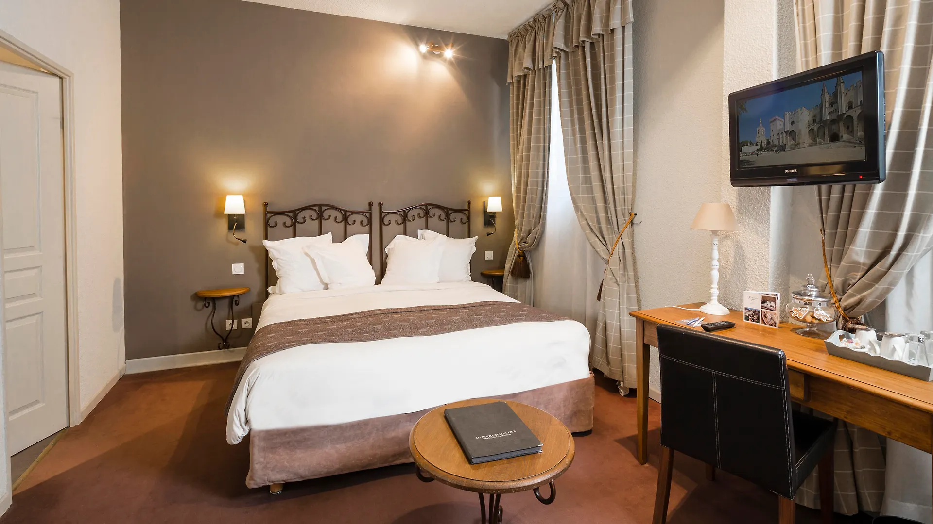 Hotel De L'Horloge Awinion