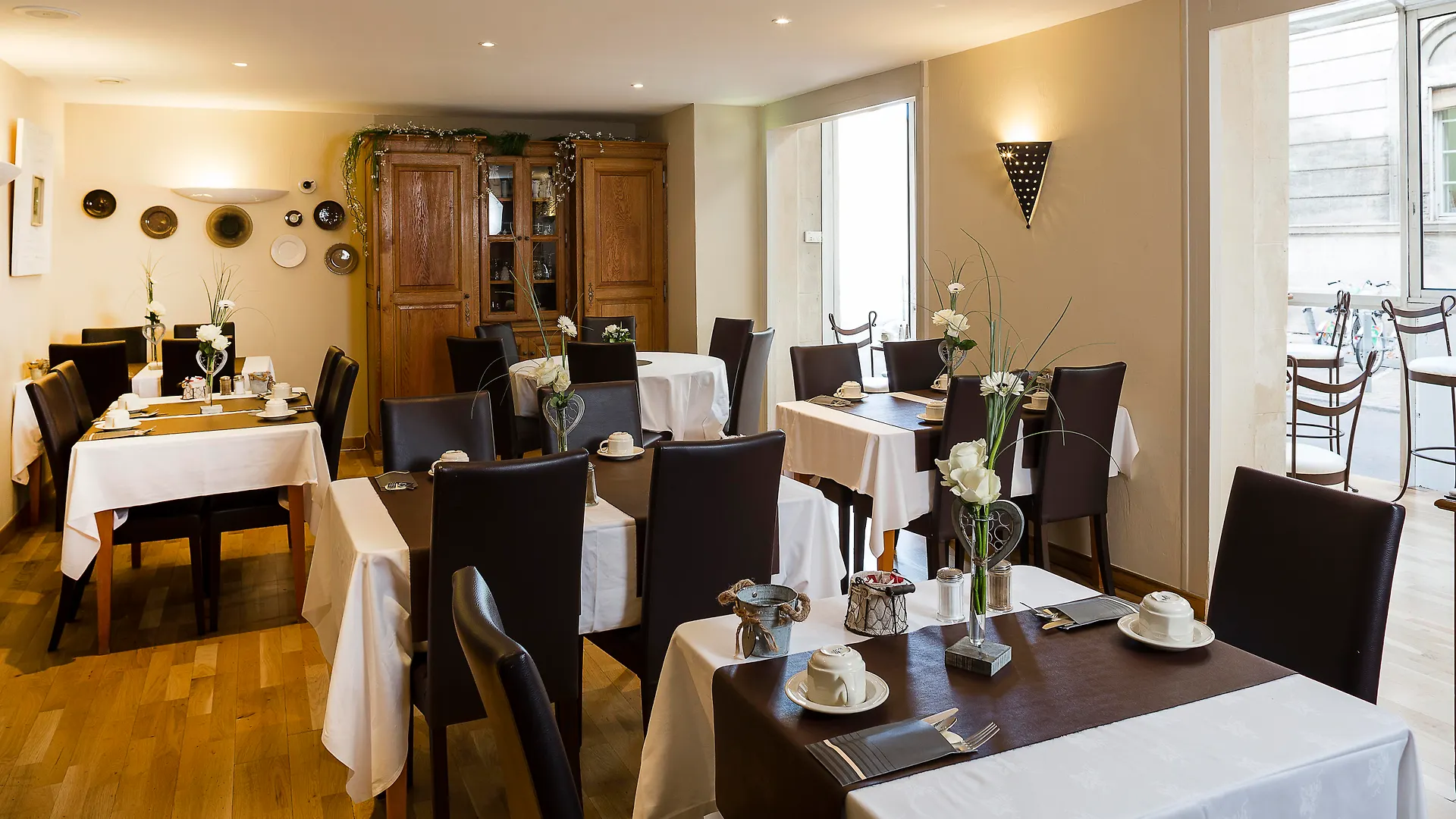 Hotel De L'Horloge Awinion