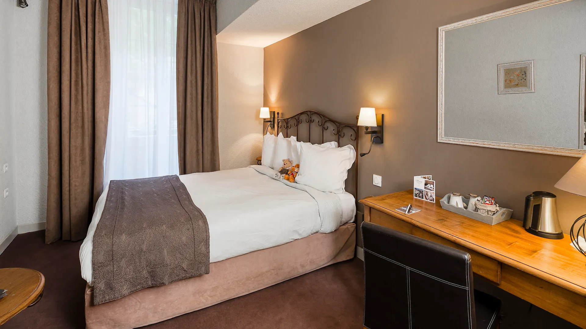 Hotel De L'Horloge Awinion