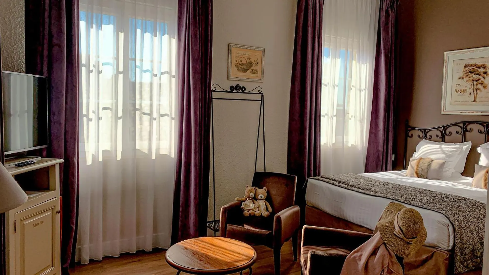 Hotel De L'Horloge Awinion