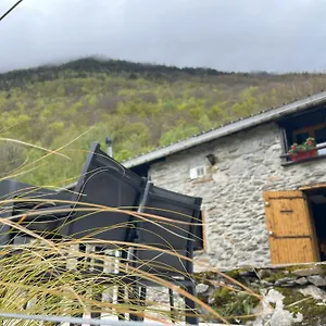 grange-rnove-pyrnes-arigeoises.midi-pyreneeshotels.com/