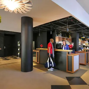 Hotel Ibis Bercy Village Parigi