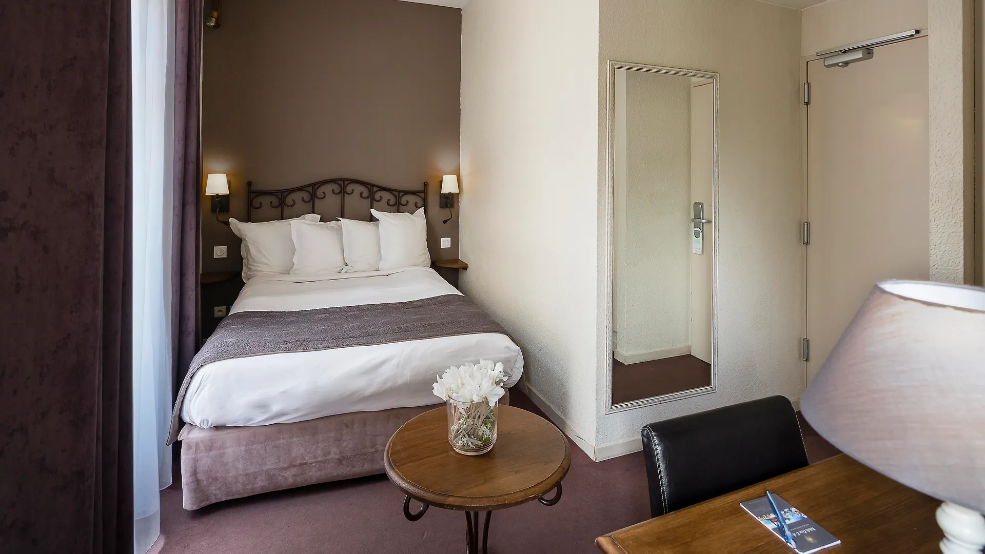 **** Hotel Hôtel de l'Horloge Avignon France