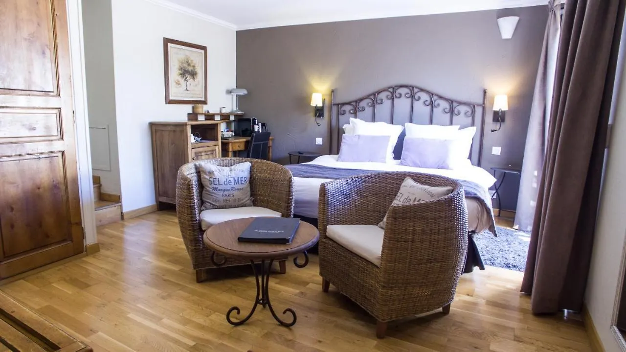 **** Hotel Hôtel de l'Horloge Avinhão França