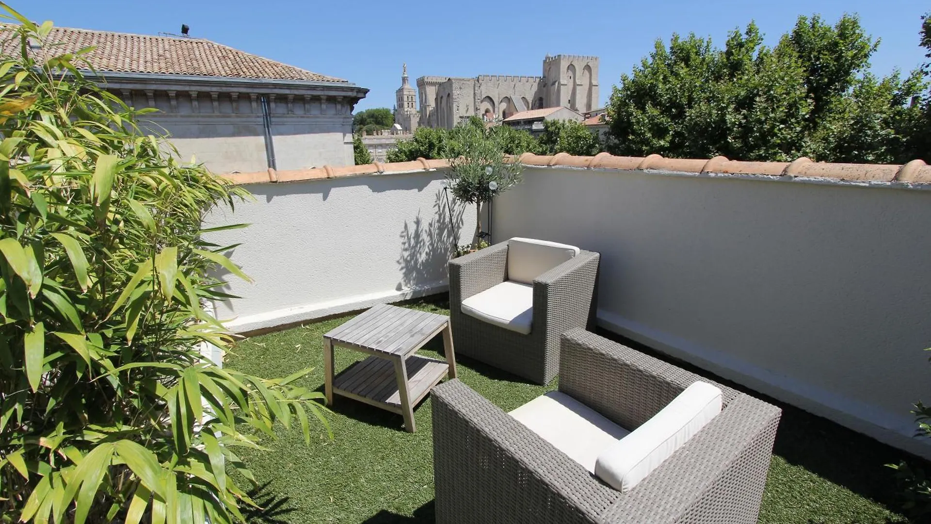 Hôtel de l'Horloge Avinhão 4*,