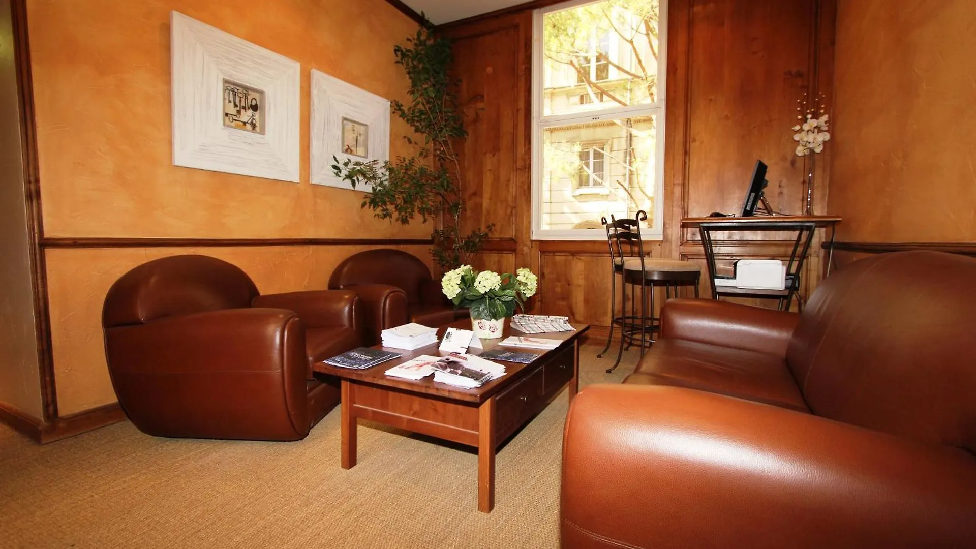 Hotel De L'Horloge Avinyon